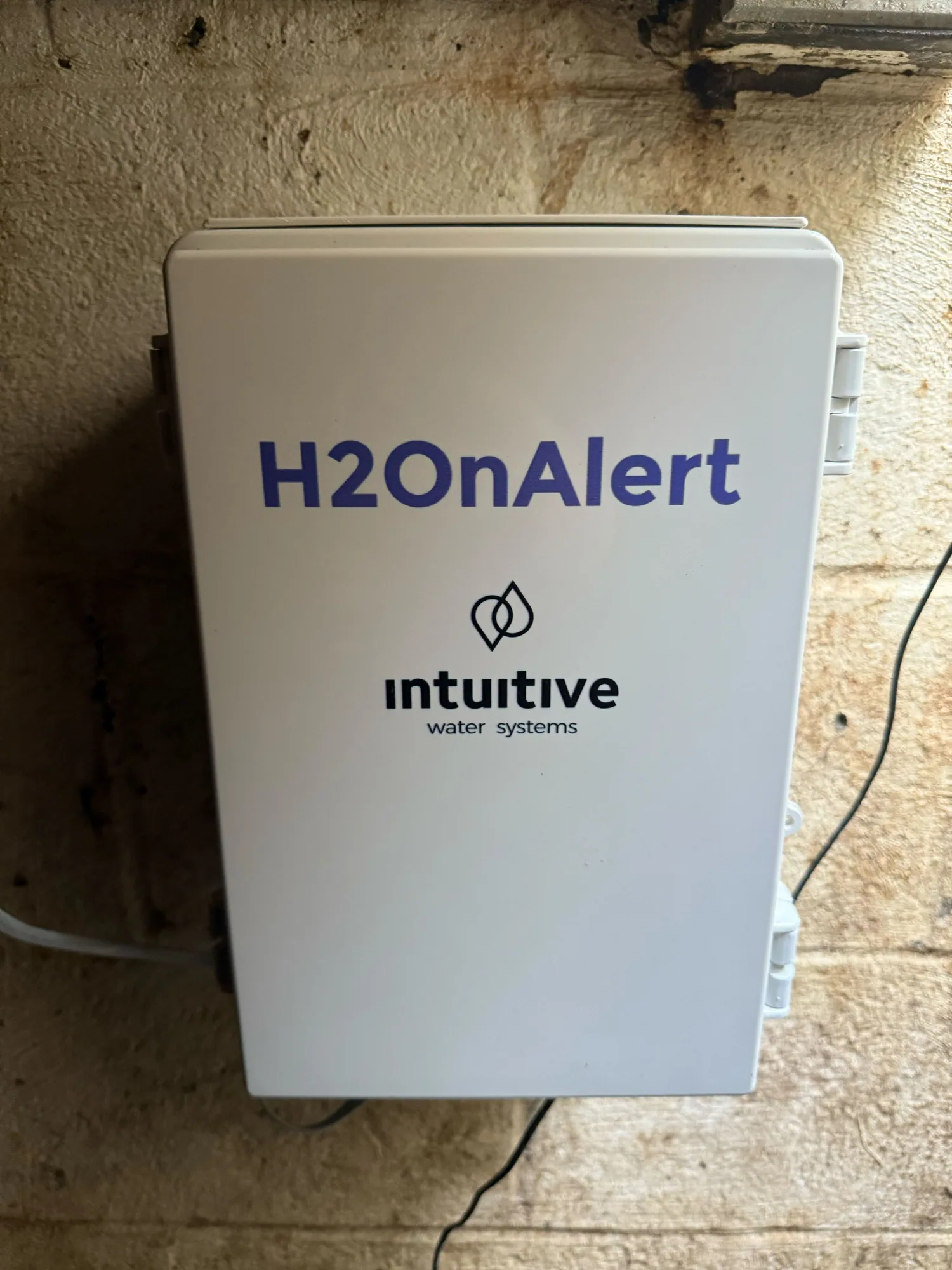 The remote monitoring hardware that raises alerts on the UV system's performance and function
